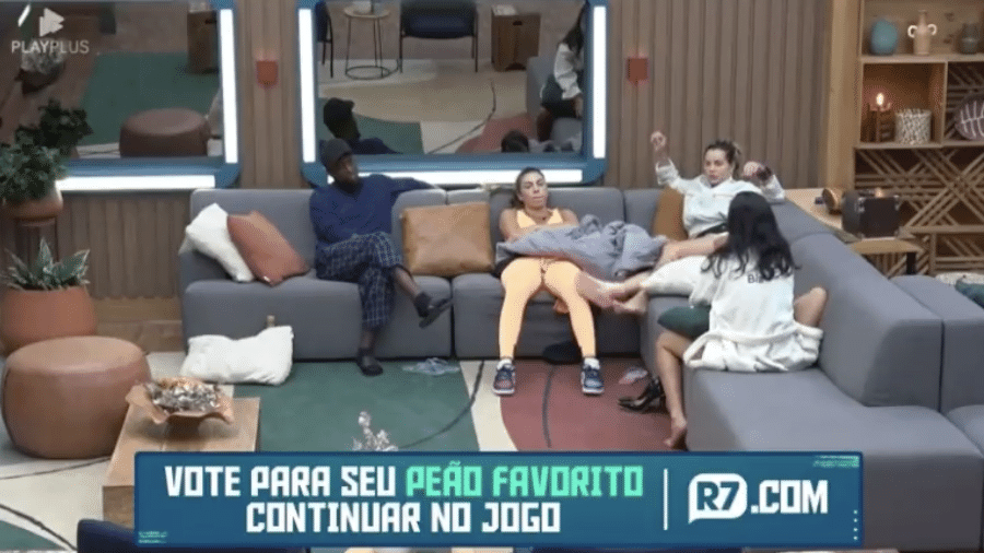 A Fazenda 2022: Bia faz pergunta sobre patrocinador do programa - Reprodução/PlayPlus