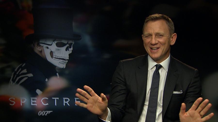 Daniel Craig durante entrevista sobre "007 contra Spectre", lançado em 2015 - Reprodução/TV UOL