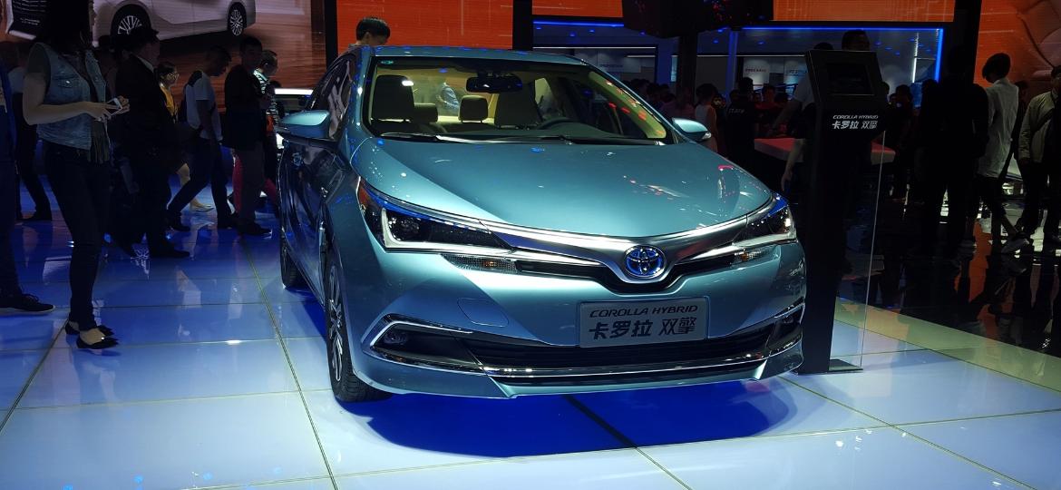 Toyota pretende eletrificar toda sua linha de modelos e isso inclui o Corolla, que lá fora já possui versão híbrida - Leonardo Felix/UOL