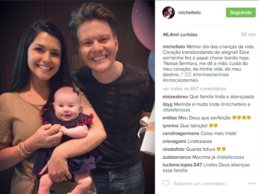 12.out.2016 - Michel Teló e Thais Fersoza  o primeiro Dia das Crianças da filha, Melinda, nesta quarta-feira. O cantor postou uma foto no Instagram da família e se declarou para sua filha. "Melhor dia das crianças da vida. Coração transbordando de alegria!! Esse sorrisinho fez o papai chorar bonito hoje", escreveu o sertanejo - Reprodução /Instagram /micheltelo