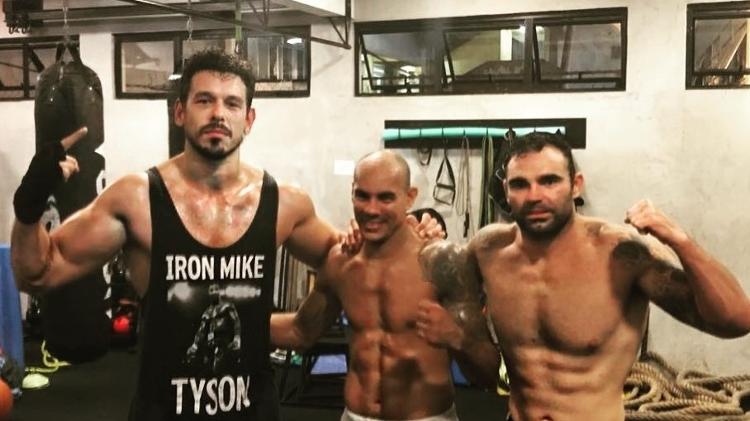 João Vicente de Castro assumiu ter malhado para garantir estar bem fisicamente em cenas nas cachoeiras e rios - Reprodução/Instagram/@joãovicente27 - Reprodução/Instagram/@joãovicente27