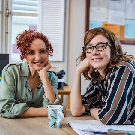 Gorete Milagres e Camila Morgado - Gorete Milagres e Camila Morgado nos bastidores de "Malhação" - Gorete Milagres e Camila Morgado nos bastidores de "Malhação"