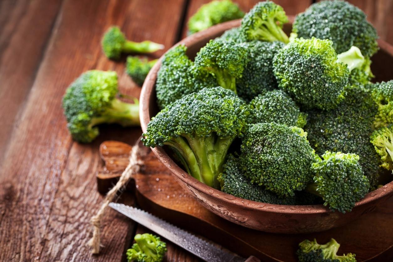 Brócolis fazem bem ao cérebro: confira 9 benefícios desse vegetal -  05/05/2020 - UOL VivaBem