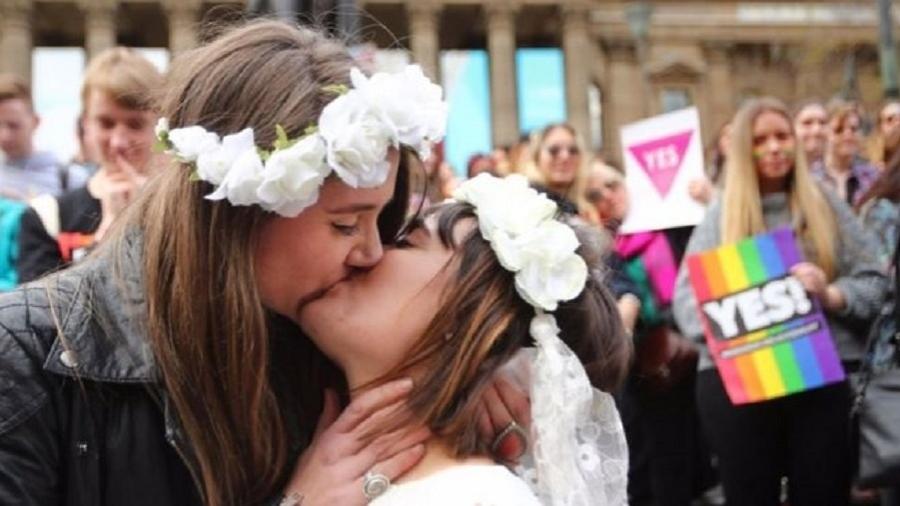 Atitude em relação à homossexualidade está mudando em vários países, o que pode abrir caminho para discussões mais abertas sobre sexo em geral - Getty Images