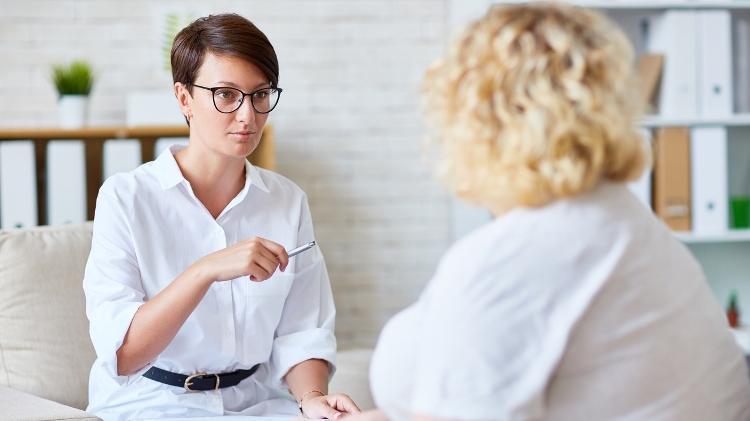 Psicóloga, tratamento obesidade - iStock - iStock