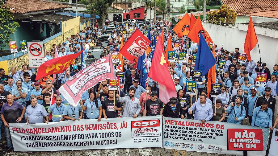 No último dia 26, cerca de 1.000 pessoas protestaram contra as demissões da GM em São José dos Campos