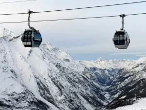 Crise climática faz Itália e Suíça alterarem fronteira nos Alpes