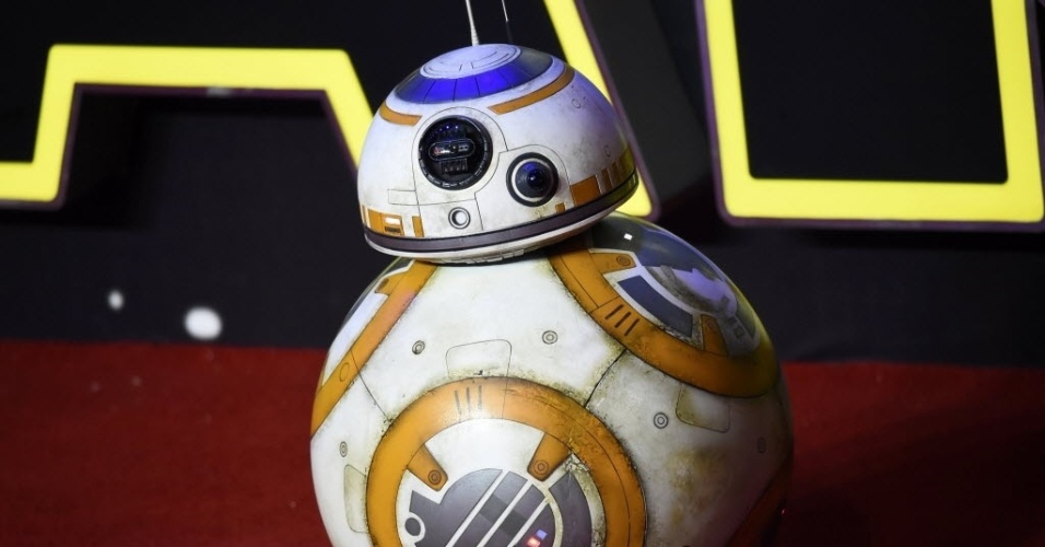 16.dez.2015 - BB-8, uma das novas estrelas da saga "Star Wars"