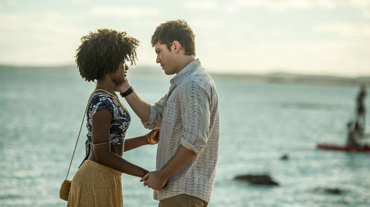 Personagem de Erika Januza, Raquel vai ser vítima de racismo ao se envolver com Bruno (Caio Paduan) - Divulgação/TV Globo/Raquel Cunha - Divulgação/TV Globo/Raquel Cunha