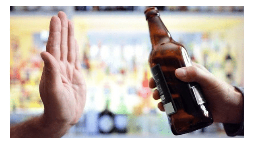 Estudo indica que tomar uma dose de bebida por dia também aumenta os riscos para a saúde - GETTY IMAGES