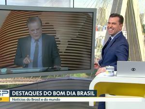 Chico Pinheiro e Rodrigo Bocardi riem de gafe de Carlos Tramontina - Reprodução/TV Globo - Reprodução/TV Globo