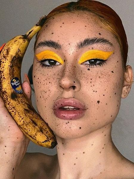 Maquiagem de banana por Paz Sykes inspira looks no Instagram - Reprodução/Instagram @pazsykesmua