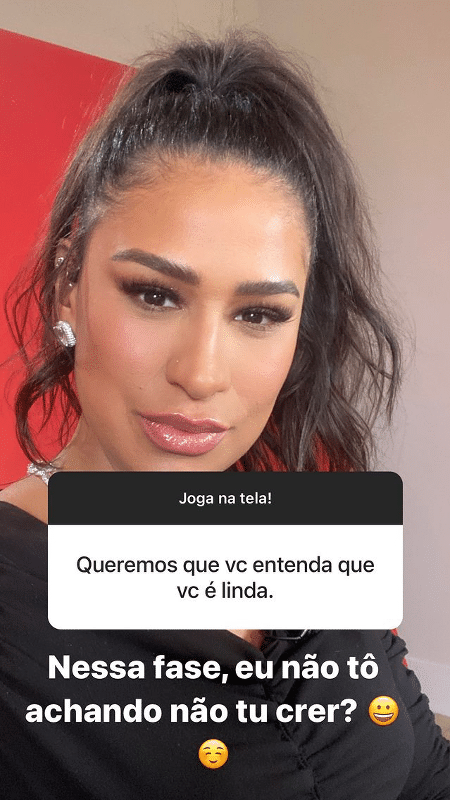 Simone respondeu perguntas dos fãs no Instagram Stories - Reprodução/Instagram - Reprodução/Instagram