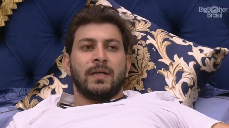 BBB 21: Caio reclama de pisão de Juliette - Reprodução/Globoplay - Reprodução/Globoplay