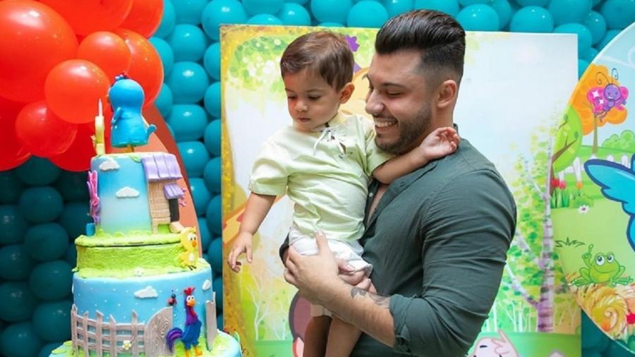 Murilo Huff aparece sorridente no aniversário de dois anos do filho com Marília, Léo - Reprodução: Instagram