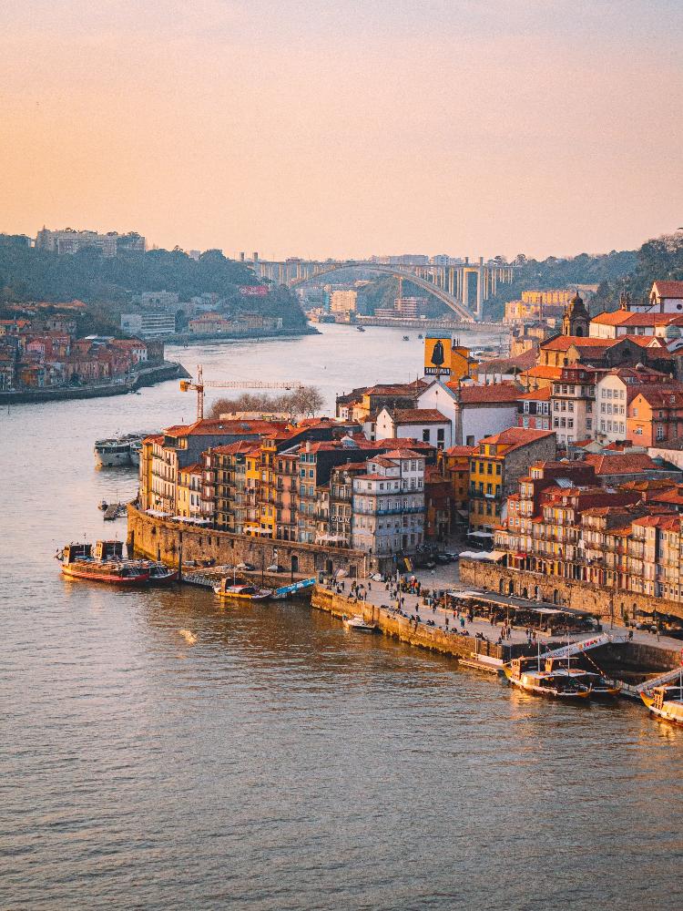 12 horas em Porto: um dia perfeito de passeios e compras na joia portuguesa