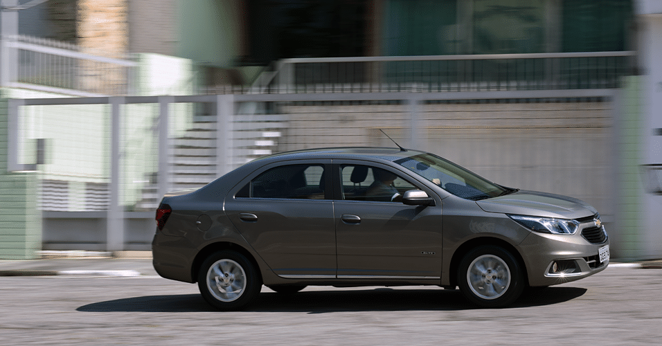 Chevrolet Cobalt Elite - Murilo Góes/UOL