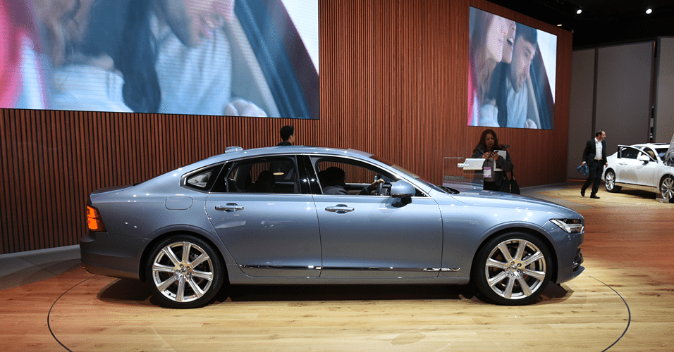 Volvo S90 T6 AWD - Murilo Góes/UOL