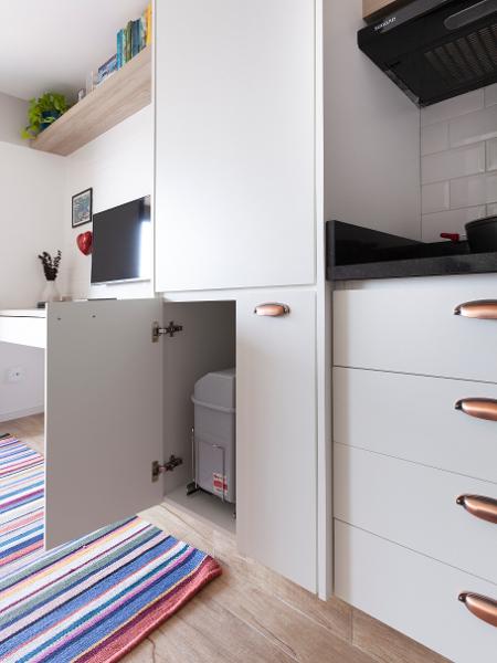 Assim, o espaço fica sempre arrumado, higiênico e esteticamente harmônico - Renan Soares - Renan Soares