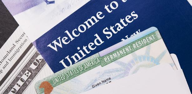 https://conteudo.imguol.com.br/c/entretenimento/55/2022/06/20/green-card-1655746511338_v2_615x300.jpg
