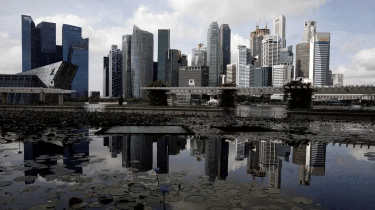 Prédios em Singapura; a pesquisa deste ano mostra que os preços em moeda local aumentaram, em média, 8,1% nas maiores cidades do mundo - Reuters - Reuters