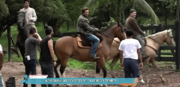 Rafael Cardoso leva o seu próprio cavalo para gravações de "Além do Tempo" - Reprodução/TV Globo