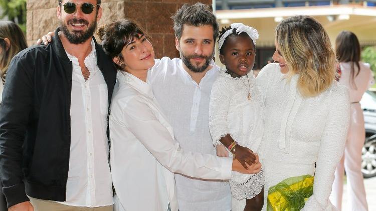 O casal com Titi e a atriz Fernanda Paes Leme com o namorado, o empresário Vinicius Longato - Manuela Scarpa/Brazil News - Manuela Scarpa/Brazil News