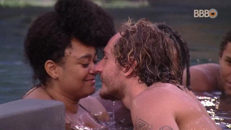 Alan e Rízia - Reprodução/GloboPlay - Reprodução/GloboPlay