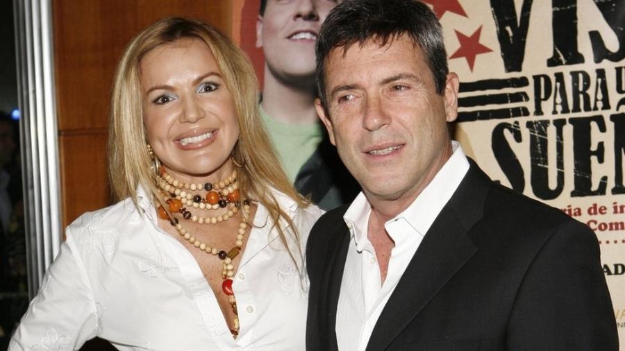 Carlos Mata e Jeannette Rodríguez estrelaram "Cristal", que bateu recordes de audiência - Getty Images