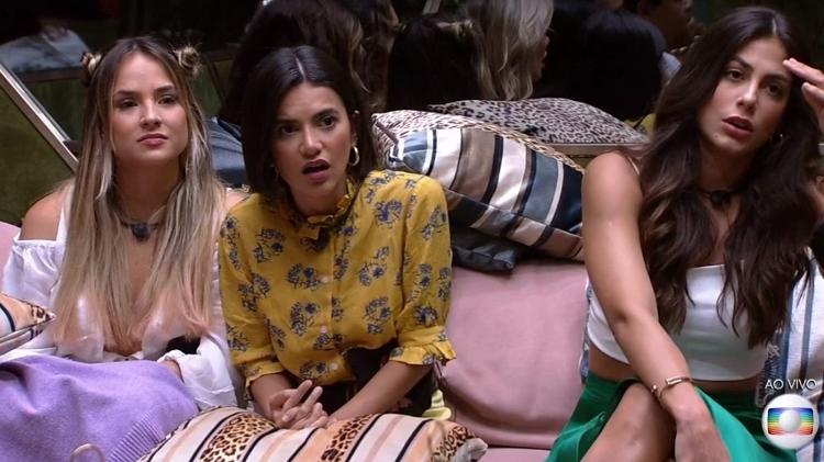 Gabi, Manu e Mari ficaram surpresas ao descobrirem que Babu e Rafa já estavam no paredão - Reprodução/TV Globo - Reprodução/TV Globo