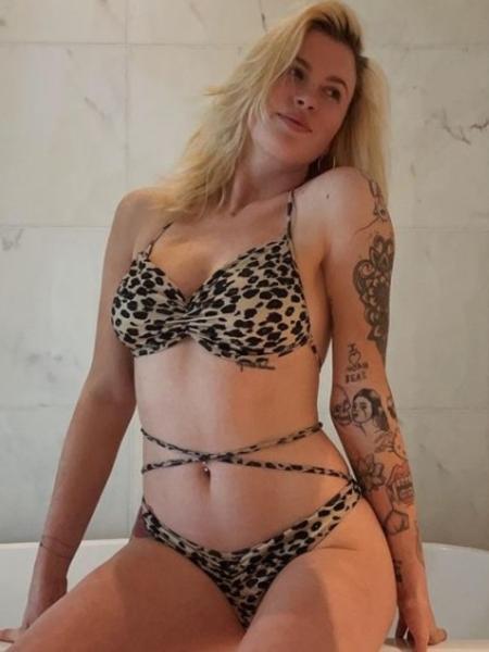 Ireland Baldwin sensualiza de biquíni de oncinha - Reprodução/Instagram