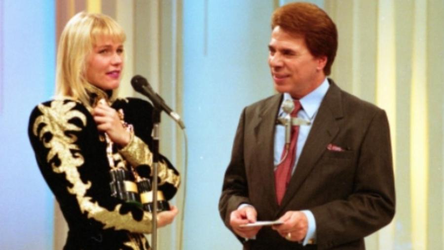 Silvio Santos recebe Xuxa no "Show de Calouros" (1989)