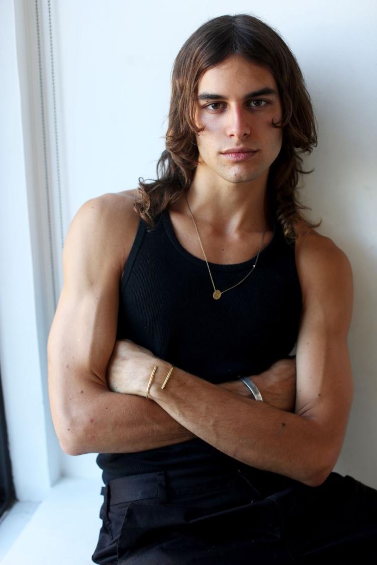 "Demorou muito tempo pra eu poder aceitar a minha identidade queer", diz Fernando - Divulgação/WAY Model - Divulgação/WAY Model