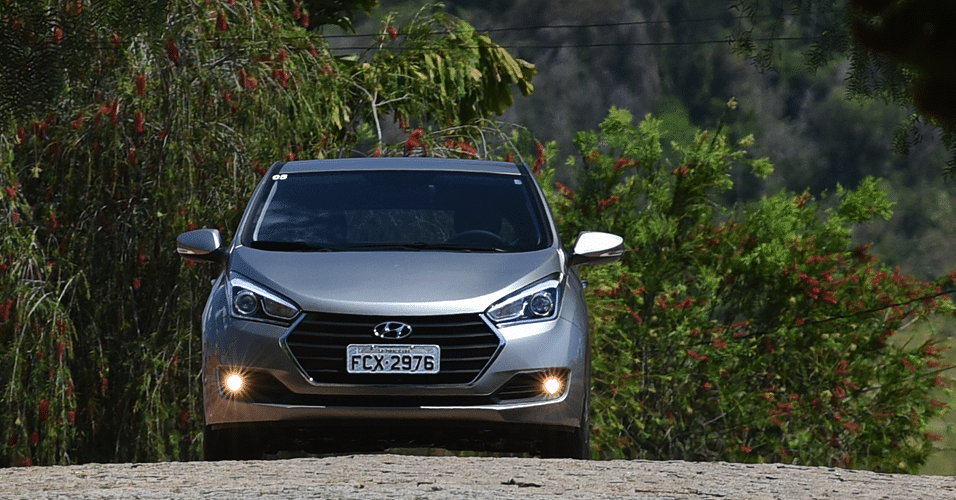 Hyundai HB20 Premium 1.6 A/T - Murilo Góes/UOL