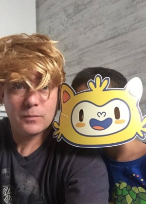 O americano Zack Henry gosta da combinação da pizza paulistana com o chope - Arquivo pessoal - Arquivo pessoal