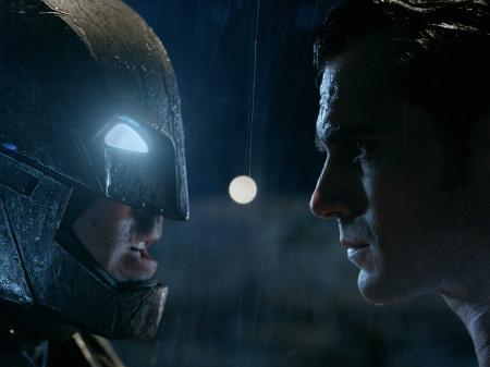 Ben Affleck e Henry Cavill em cena de "Batman vs Superman: A Origem da Justiça" (2016) - Reprodução