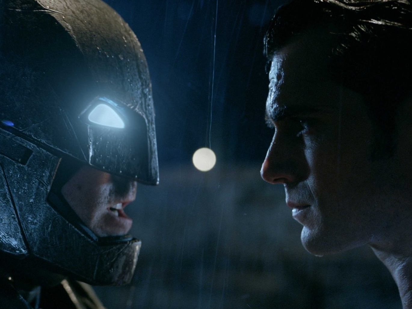 Batman vs Superman é exibido hoje na TV aberta