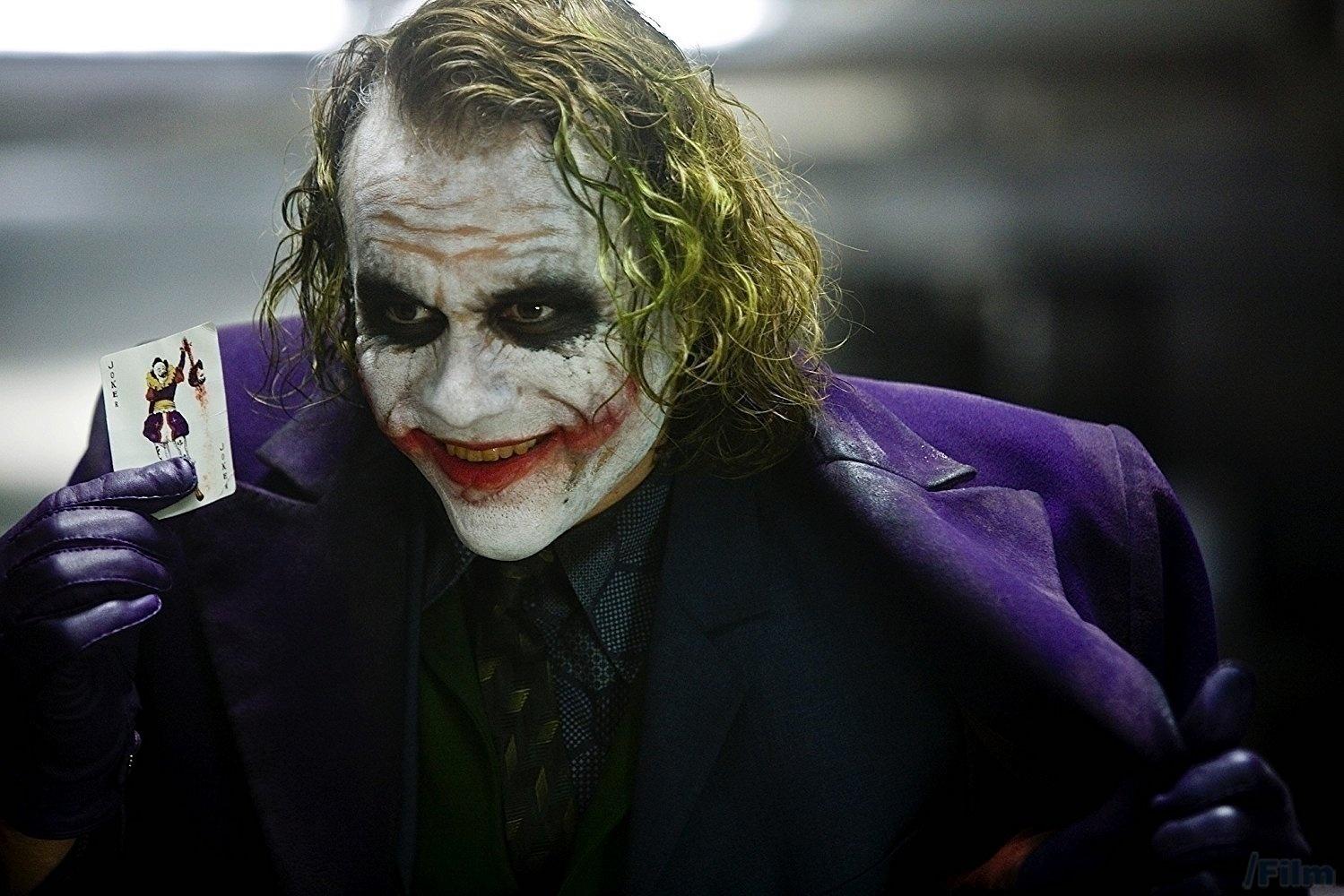 Heath Ledger em cena de "Batman: O Cavaleiro das Trevas" (2008) - Divulgação