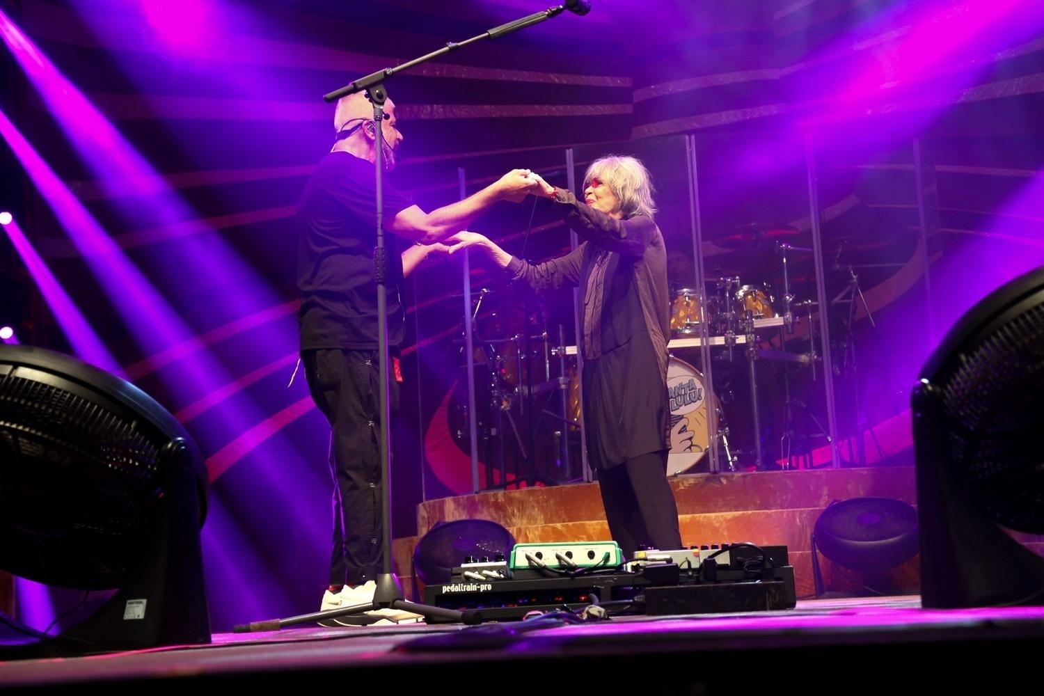 Longe dos palcos desde 2012, Rita Lee prestigia show de Lulu Santos em SP: cantora tem se dedicado ao lançamento de seus livros - Marcos Ribas / Ag. News