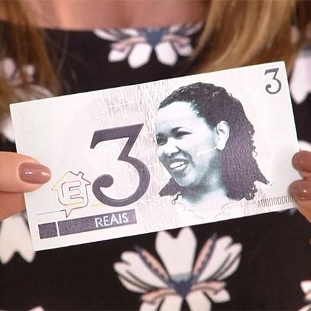 Raquel Amaral ganha de Ana Furtado nota de R$ 3 após virar meme no "Fantástico" - Reprodução/TV Globo - Reprodução/TV Globo