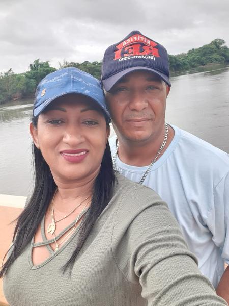 Ednalva dos Santos e Fernando César estavam juntos há dois meses; filha diz que mãe relatava relação agressiva - Acervo pessoal/Reprodução