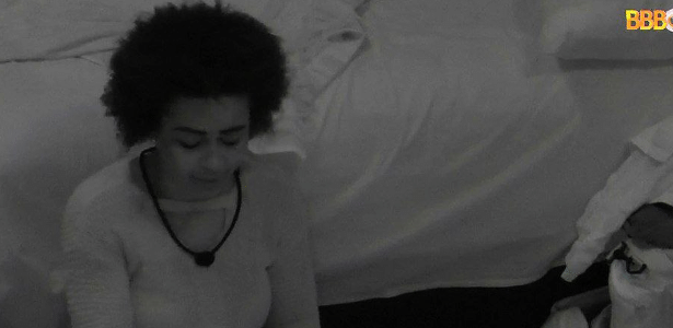 BBB 22: Natália chorou acompanhada por Linn da Quebrada