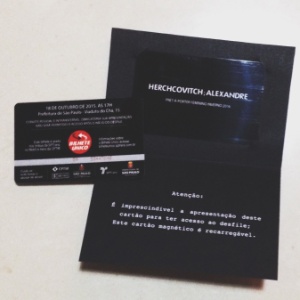 Convite do desfile de Alexandre Herchcovitch com Bilhete Único - Patrícia Colombo/UOL - Patrícia Colombo/UOL