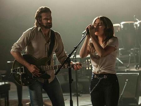 Bradley Cooper e Lady Gaga em cena de "Nasce Uma Estrela" - Divulgação