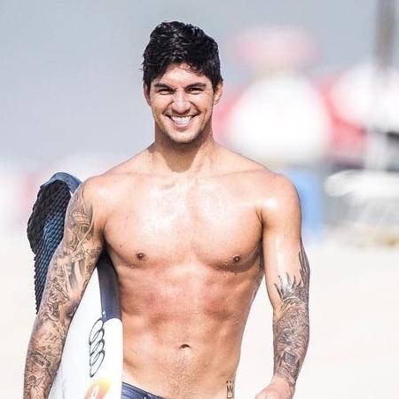 Gabriel Medina aparece com mulheres nuas em vídeo íntimo ...