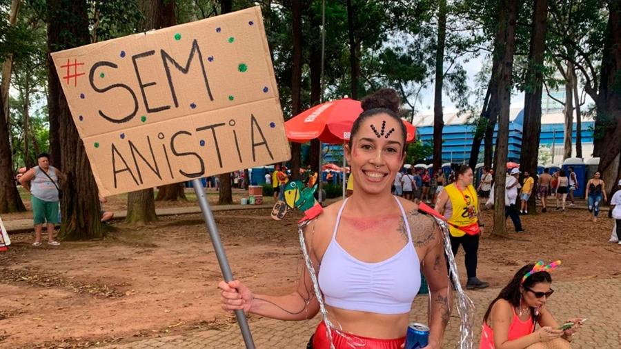 Carnaval 2023: Foliona defende protestos contra Bolsonaro em blocos - Bruna Calazans / UOL