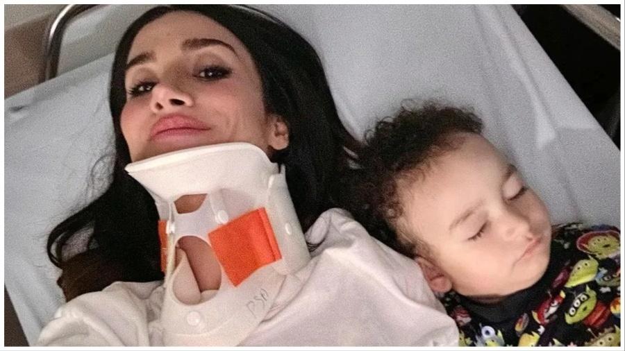 Bianca Andrade deita na cama do hospital ao lado do filho, Cris