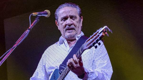 Zé Ramalho canta no sábado em Guarapari (ES), e no domingo, com os filhos, em festival no Rio