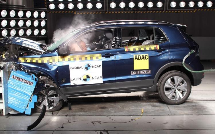 Teste de colisão frontal da Latin NCap com o T-Cross