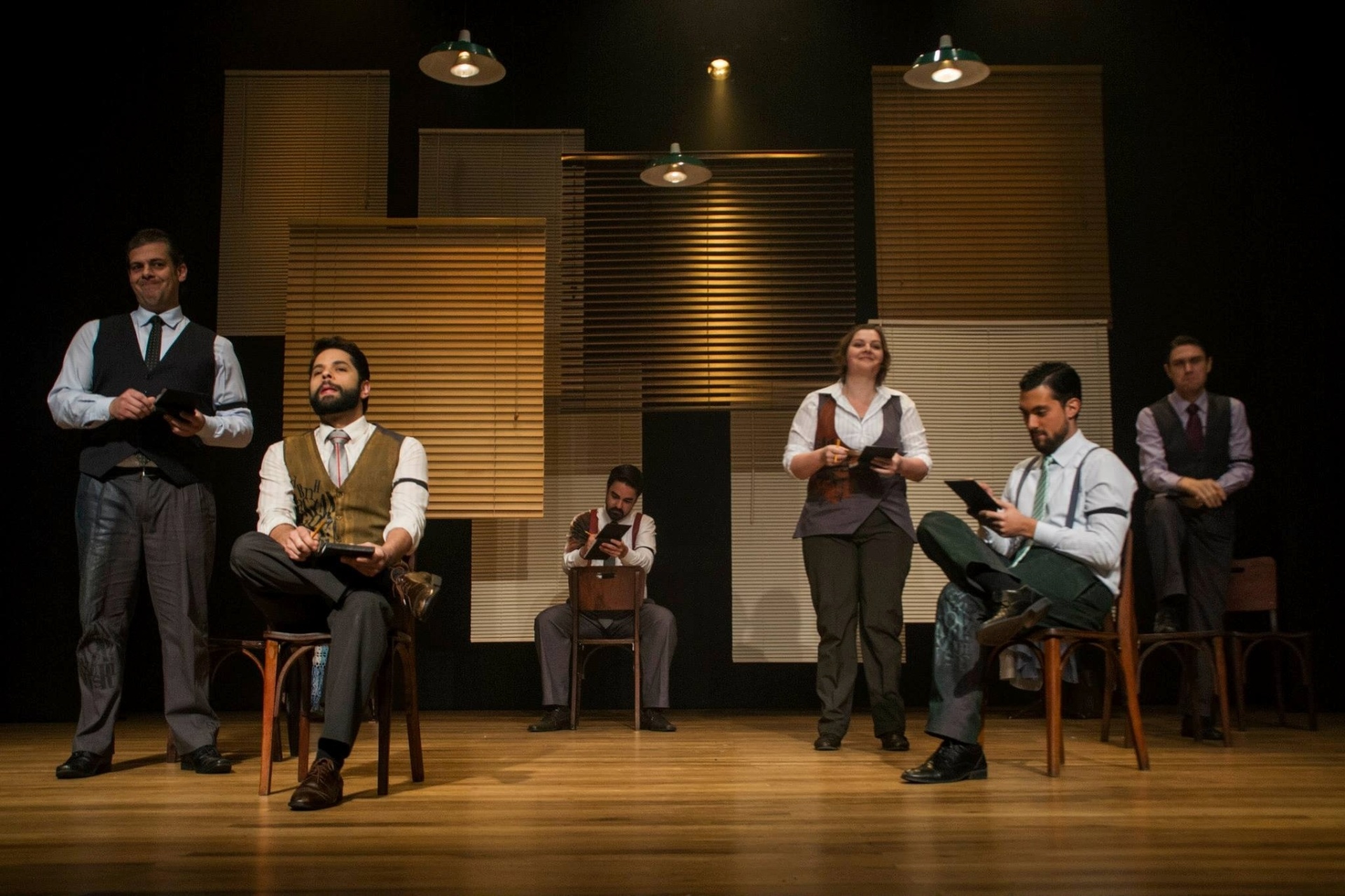 Espetáculo de improvisação "Histórias Extraordinéditas - Divulgação